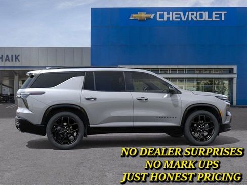 New 2026 Chevrolet Traverse RS image 5