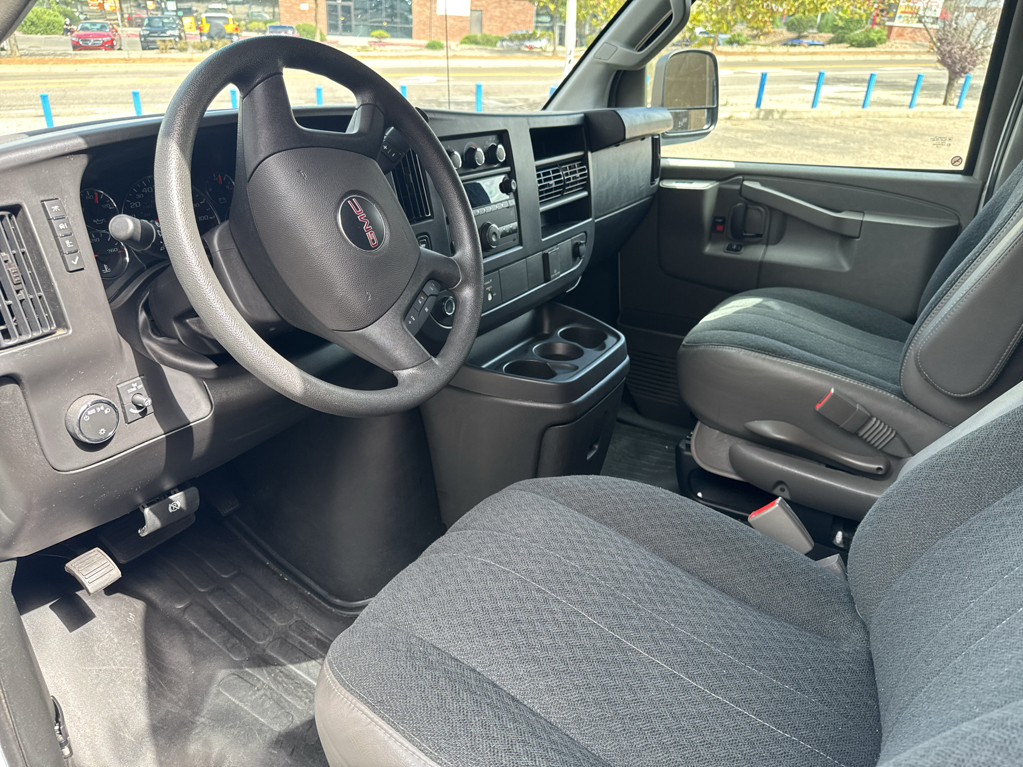 Used 2025 GMC Savana 2500 w/ Driver Convenience Package RWD image 19