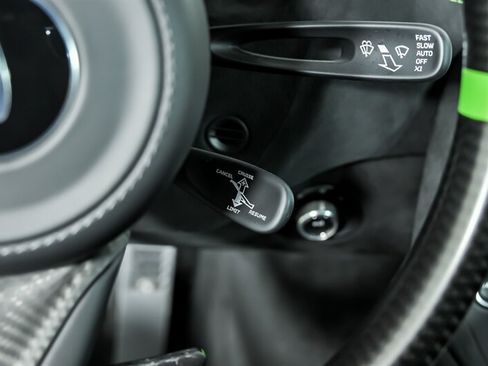 Used 2024 McLaren 750S Spider RWD image 30