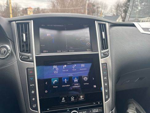 Used 2015 INFINITI Q50 Premium w/ Navigation Package image 29