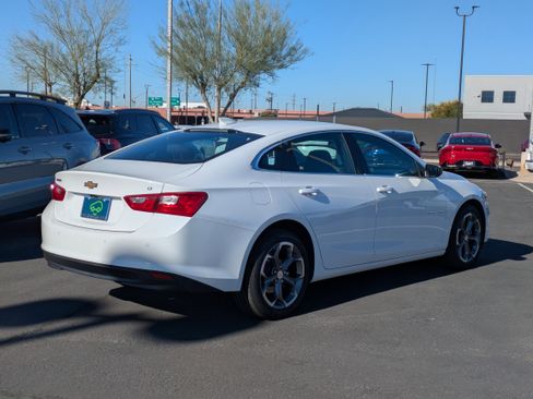 Used 2024 Chevrolet Malibu LT image 5