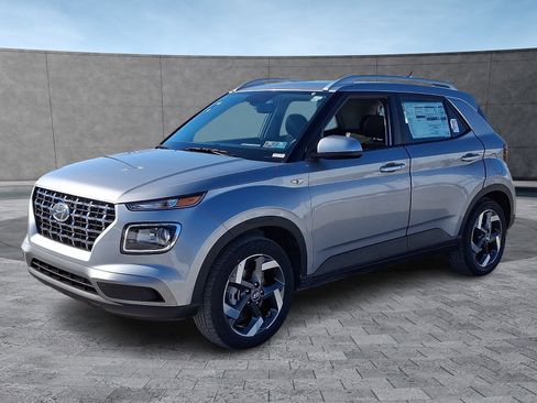 New 2026 Hyundai Venue SEL image 3