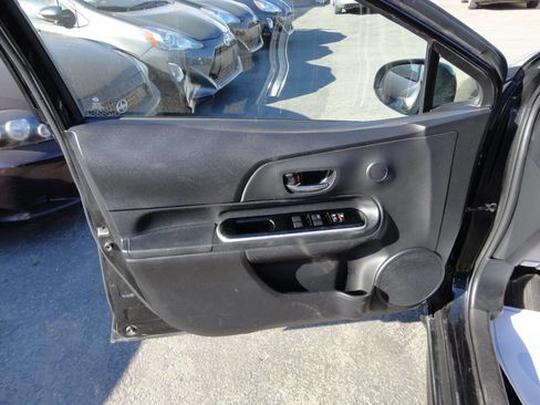 Used 2017 Toyota Prius C Four image 15