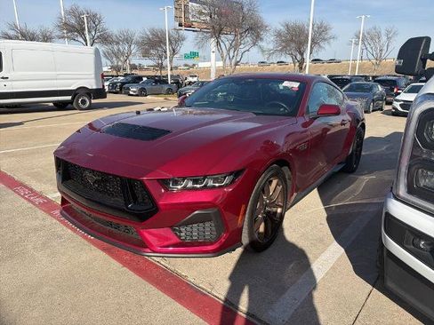 Certified 2025 Ford Mustang GT Premium image 2