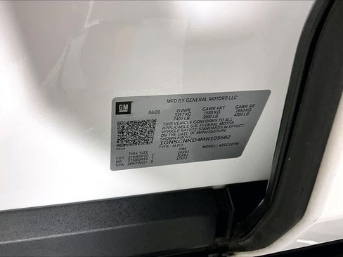 Used 2021 Chevrolet Tahoe LT w/ LT Signature Package image 34