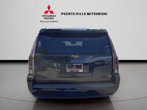 Used 2018 Cadillac Escalade 4WD image 6