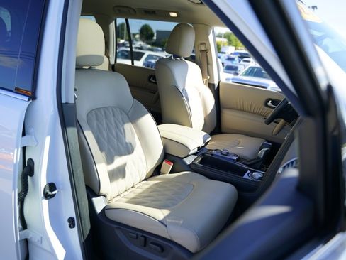 Used 2024 Nissan Armada Platinum w/ Captain's Chairs Package image 28