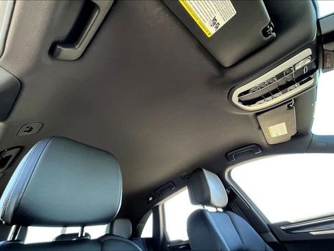 Used 2022 Porsche Macan image 23