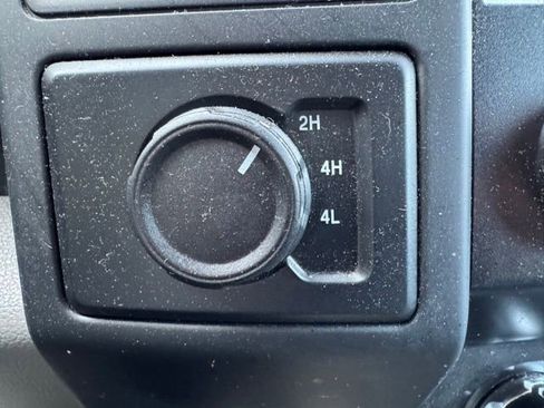Used 2019 Ford F150 XL w/ Equipment Group 101A Mid AWD/4WD image 30