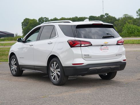 Used 2023 Chevrolet Equinox Premier AWD/4WD image 6