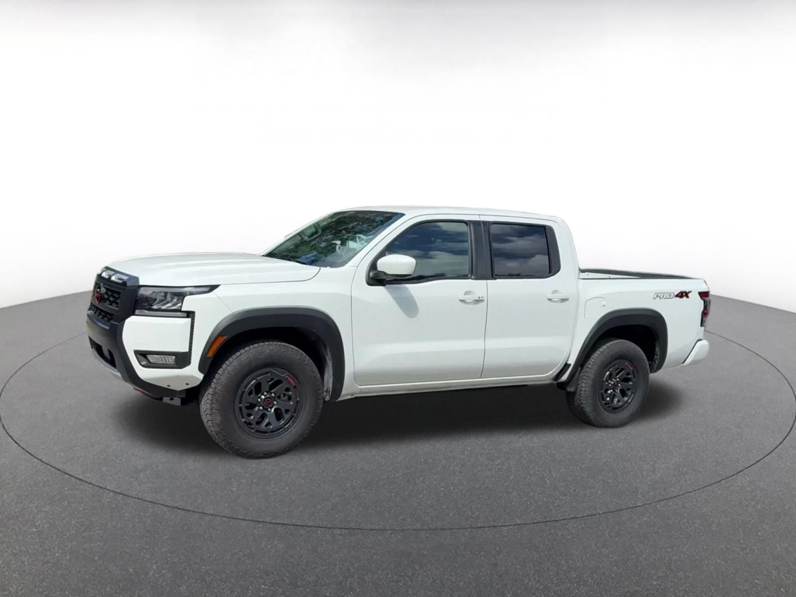 Used 2026 Nissan Frontier PRO-4X AWD/4WD image 7
