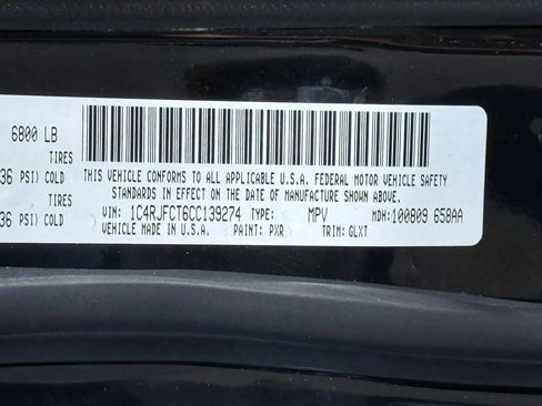 Used 2012 Jeep Grand Cherokee Overland Summit image 31