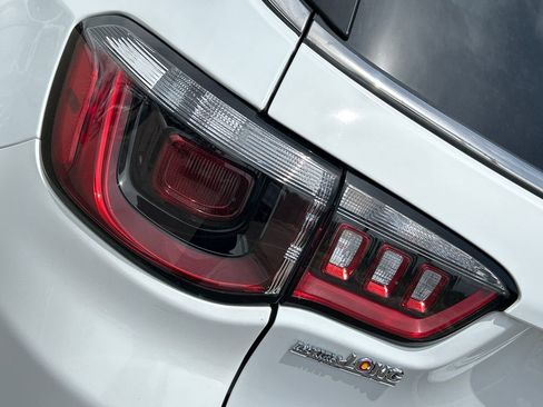 Used 2024 Jeep Compass Latitude AWD/4WD image 22