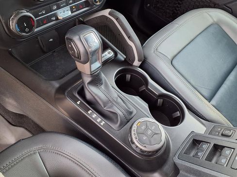 Used 2022 Ford Bronco Outer Banks image 26