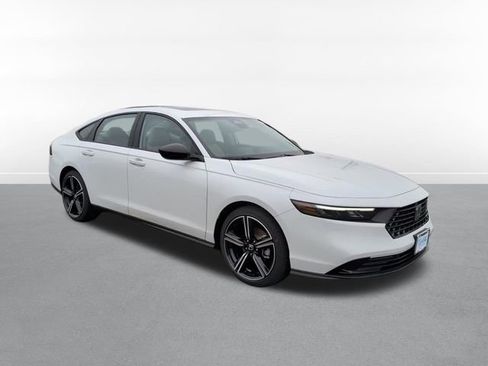 New 2026 Honda Accord SE image 3