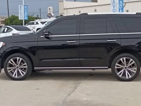 Used 2021 Ford Expedition Limited RWD image 10
