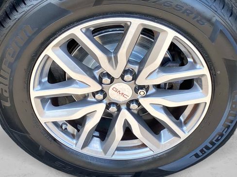 Used 2019 GMC Acadia SLE w/ Driver Alert Package I AWD/4WD image 28