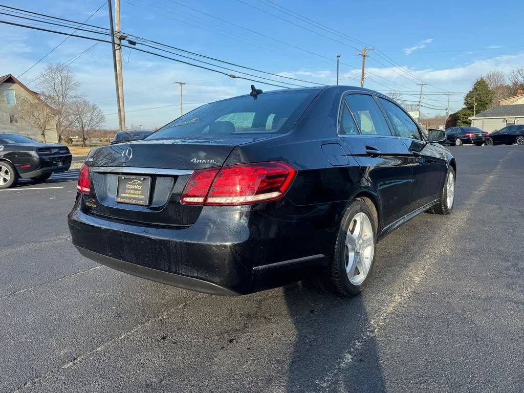 Used 2014 Mercedes-Benz E 350 4MATIC Sedan image 3