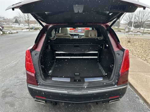 Used 2018 Cadillac XT5 Luxury w/ Driver Awareness Package image 20