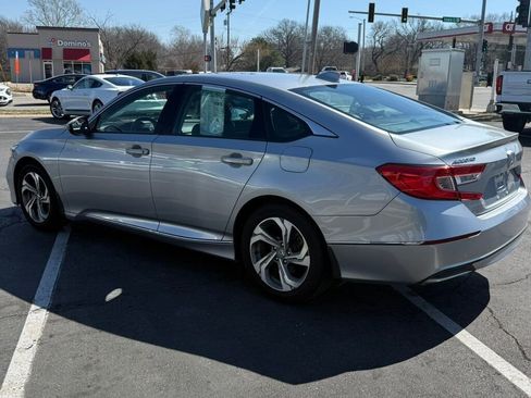 Used 2018 Honda Accord EX-L image 11