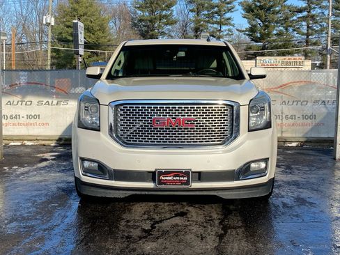 Used 2015 GMC Yukon Denali w/ Touring Package image 5