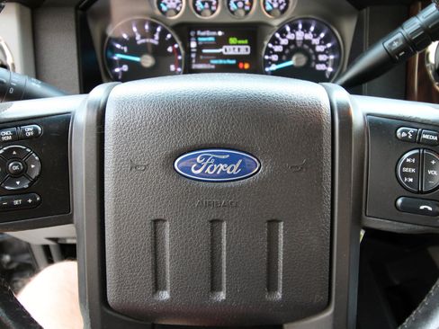 Used 2014 Ford F350 Lariat w/ Lariat Ultimate Package image 28