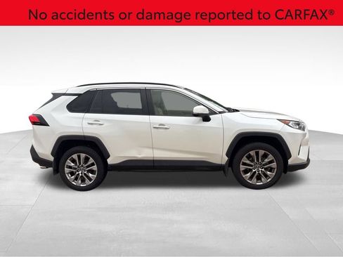 Used 2019 Toyota RAV4 Limited image 2