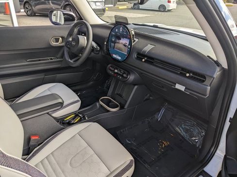 Certified 2025 MINI Cooper S image 20