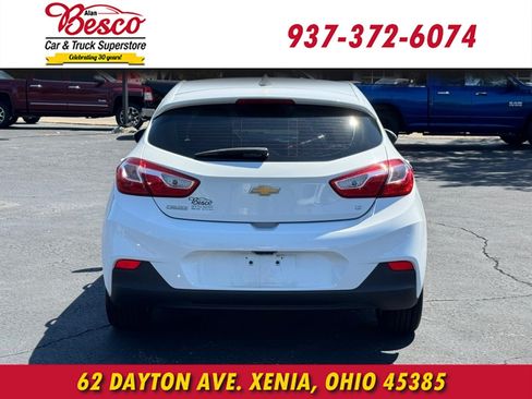 Used 2017 Chevrolet Cruze LT FWD image 5