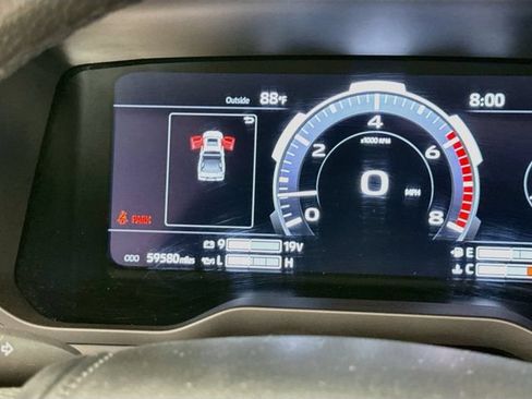 Used 2024 Toyota Tundra Limited w/ Power Package AWD/4WD image 12