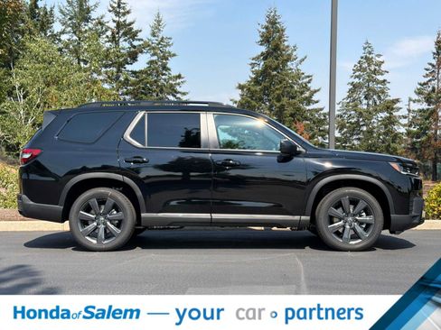 New 2026 Honda Pilot Sport image 8