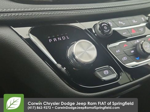 Certified 2026 Chrysler Pacifica Select image 28