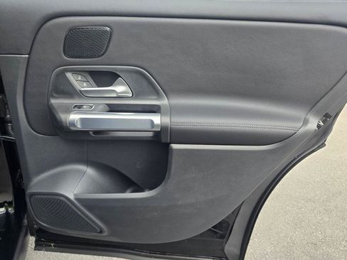New 2026 Mercedes-Benz GLB 250 4MATIC image 23