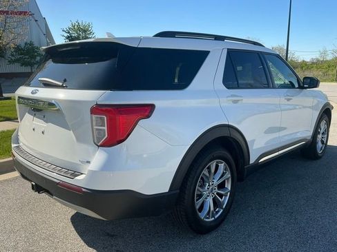Used 2020 Ford Explorer XLT w/ Equipment Group 202A AWD/4WD image 6