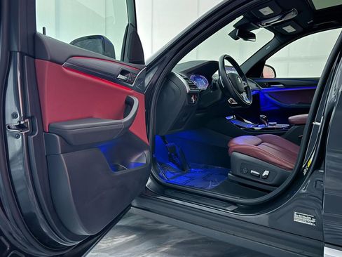 Used 2022 BMW X3 xDrive30i w/ Premium Package image 16