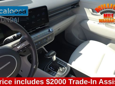 Used 2025 Hyundai Kona SEL image 22