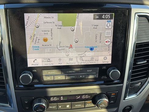 Used 2020 Nissan Titan SL w/ Moonroof Package image 30