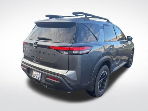 Used 2025 Nissan Pathfinder Rock Creek image 5