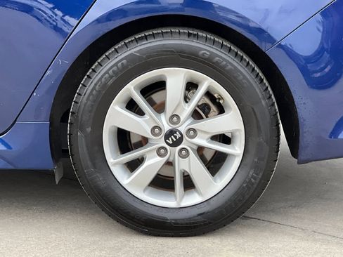 Used 2018 Kia Optima LX image 24