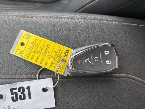 Used 2019 Chevrolet Traverse LT w/ LT Premium Package FWD image 35