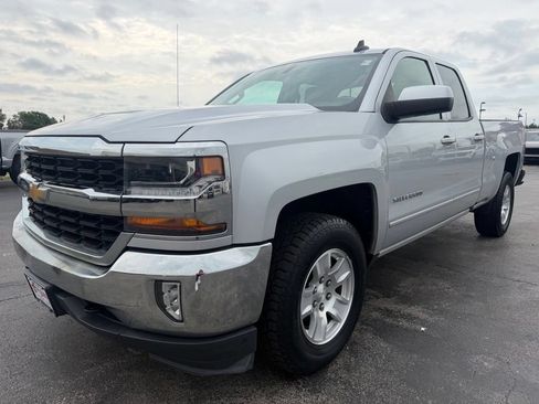Used 2018 Chevrolet Silverado 1500 LT w/ All Star Edition AWD/4WD image 8