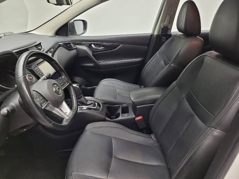 Used 2017 Nissan Rogue Sport SL w/ SL Premium Package image 17