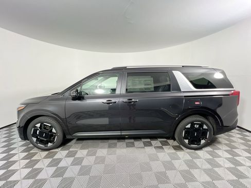 New 2026 Kia Carnival EX FWD image 8