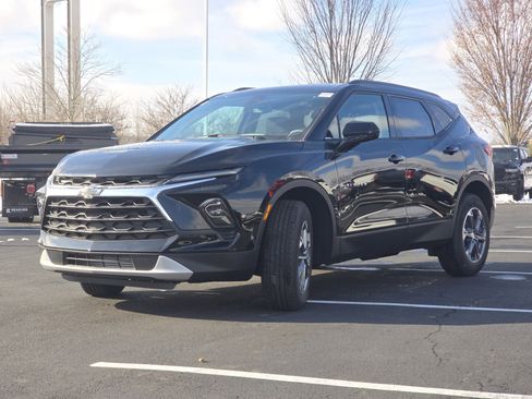 New 2026 Chevrolet Blazer LT w/ Convenience Package image 12