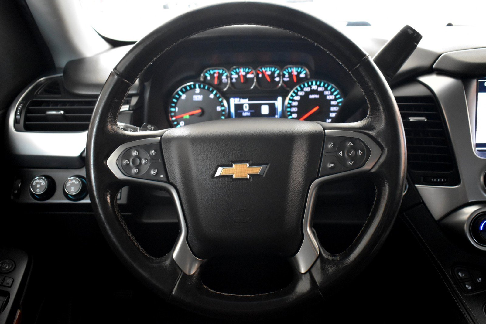 Used 2018 Chevrolet Tahoe Premier w/ Max Trailering Package AWD/4WD image 12