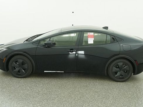 New 2026 Toyota Prius LE image 36