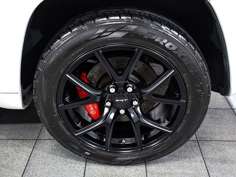 Used 2018 Jeep Grand Cherokee SRT w/ Trailer Tow Group IV AWD/4WD image 8