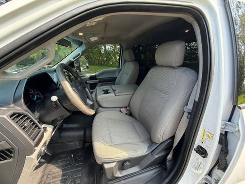 Used 2019 Ford F250 XLT AWD/4WD image 14