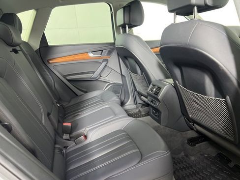 Certified 2022 Audi Q5 2.0T Premium Plus w/ Premium Plus Package image 15