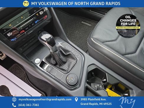 Used 2022 Volkswagen Tiguan SEL R-Line image 29
